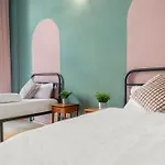 Grosse Wohnung Schoene Wohnung In Friedrichshain- Samaritakiez