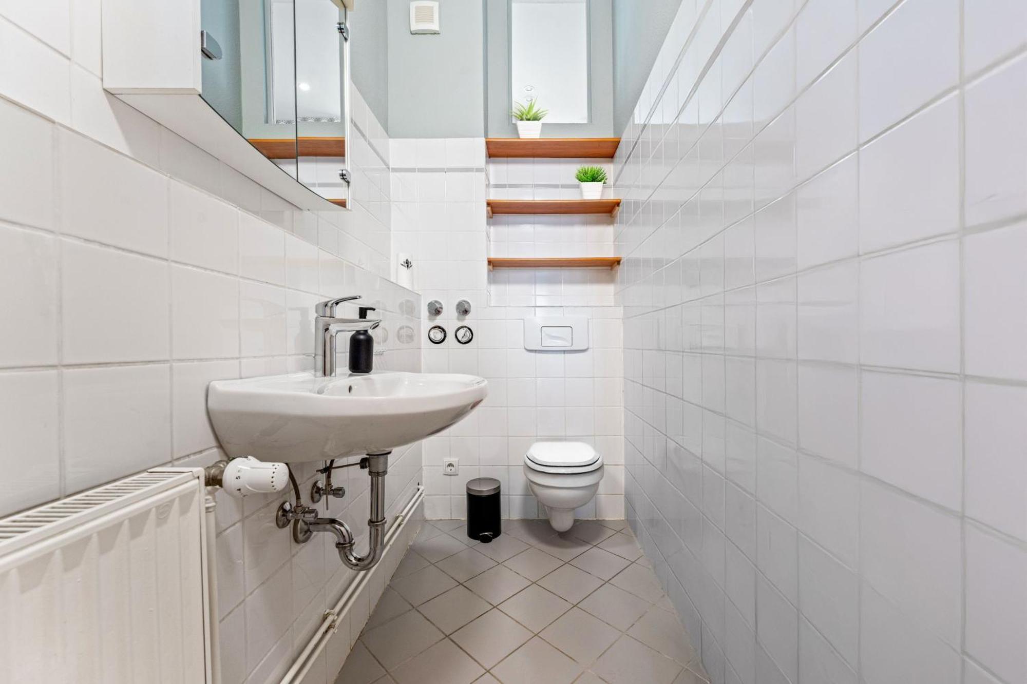 Grosse Schoene In Friedrichshain- Samaritakiez Appartement Berlijn